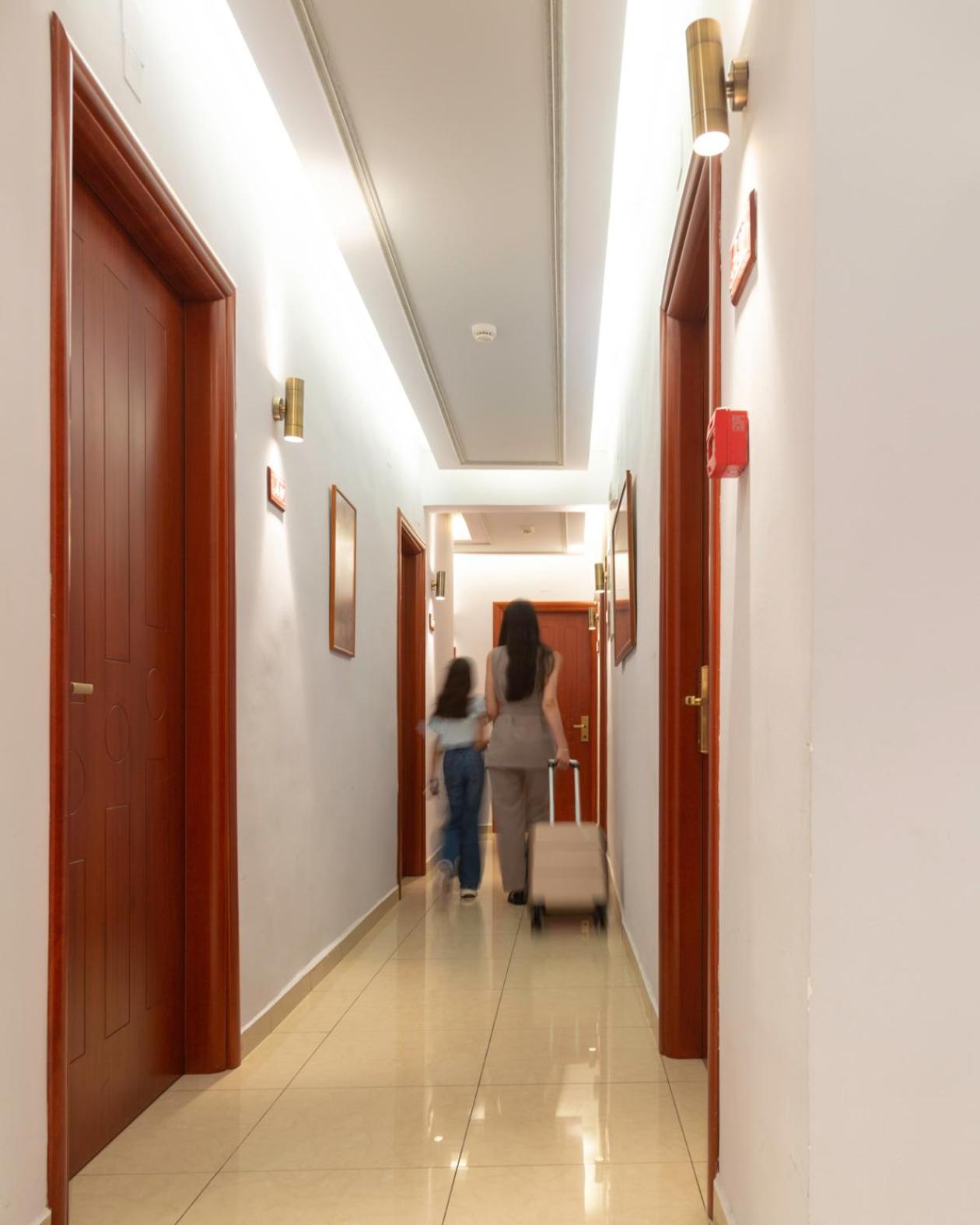 Hotel Avra Kardítsa المظهر الخارجي الصورة